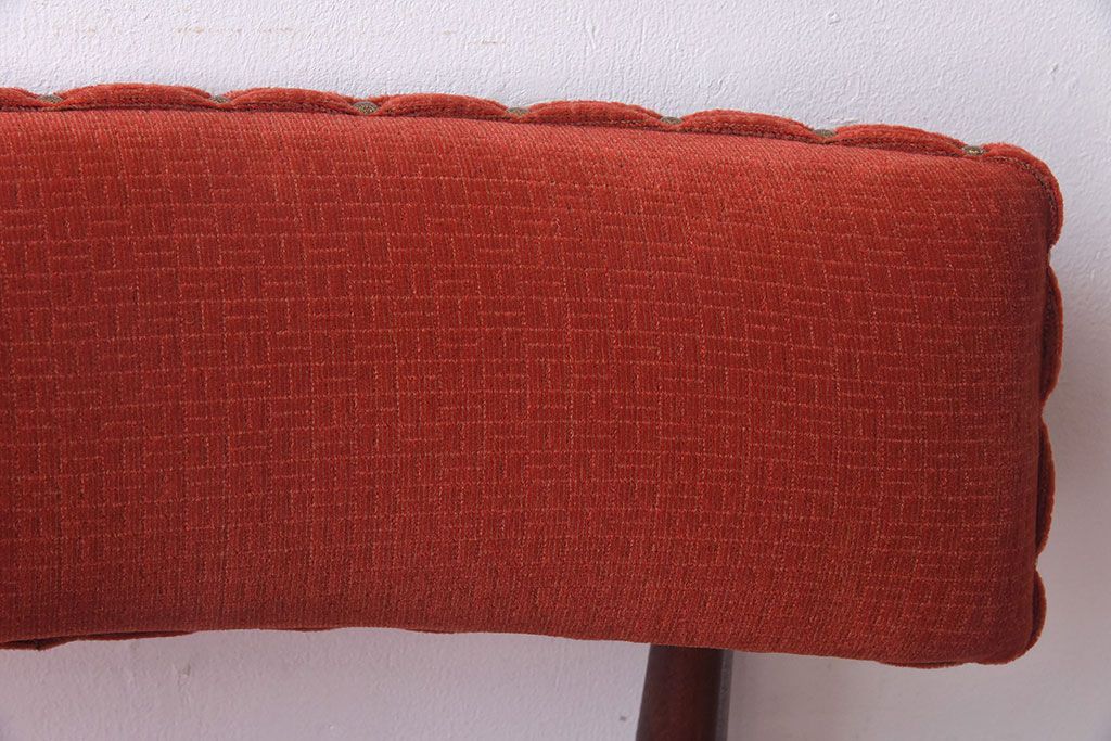 アンティーク家具　G-PLAN(ジープラン)　Fresco(フレスコ)　お洒落な赤いファブリックのサーキュラーチェア(ダイニングチェア、椅子)(1)