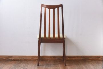 北欧家具　G-PLAN(ジープラン)　緩やかな曲線が魅力のダイニングチェア(椅子)(1)