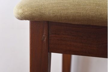北欧家具　G-PLAN(ジープラン)　緩やかな曲線が魅力のダイニングチェア(椅子)(3)