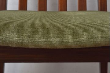 北欧家具　G-PLAN(ジープラン)　緩やかな曲線が魅力のダイニングチェア(椅子)