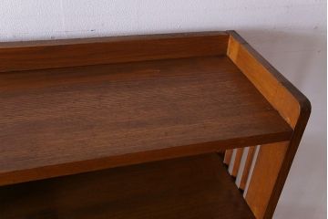 レトロ家具　昭和レトロ　素朴でシンプルなデザインが魅力の本棚(ウッドシェルフ、飾り棚)