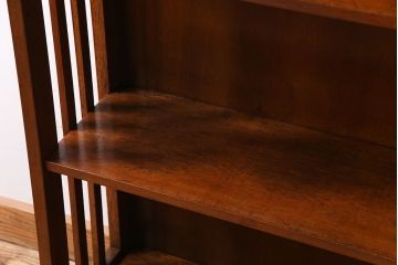 レトロ家具　昭和レトロ　素朴で温かみのある雰囲気の本棚(ウッドシェルフ、飾り棚)