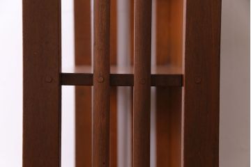 レトロ家具　昭和レトロ　素朴で温かみのある雰囲気の本棚(ウッドシェルフ、飾り棚)