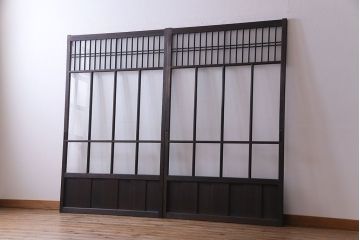 昭和初期　オリジナルガラス　花模様のガラスが可愛らしいレトロなガラス戸2枚セット(引き戸、建具)