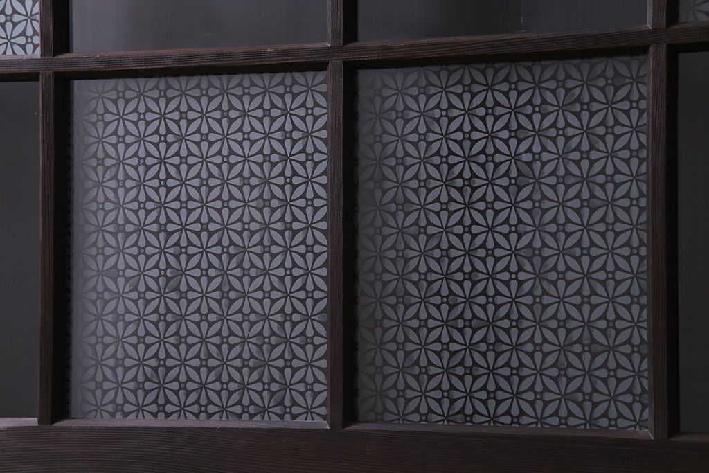 昭和初期　オリジナルガラス　花模様のガラスが可愛らしいレトロなガラス戸2枚セット(引き戸、建具)