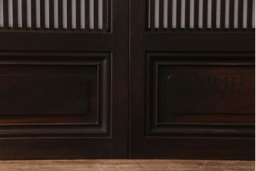 和製アンティーク　腰板ケヤキ材　花ガラスが上品な裏障子付きの格子戸(障子戸、引き戸、建具)2枚セット