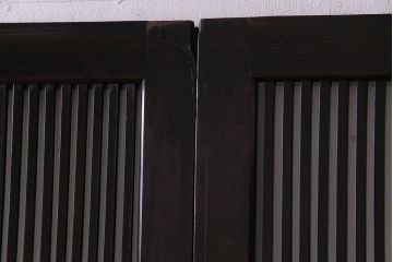 和製アンティーク　艶のある質感と燻された風合いが魅力の格子戸(引き戸、建具)4枚セット