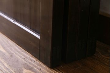 和製アンティーク　艶のある質感と燻された風合いが魅力の格子戸(引き戸、建具)4枚セット