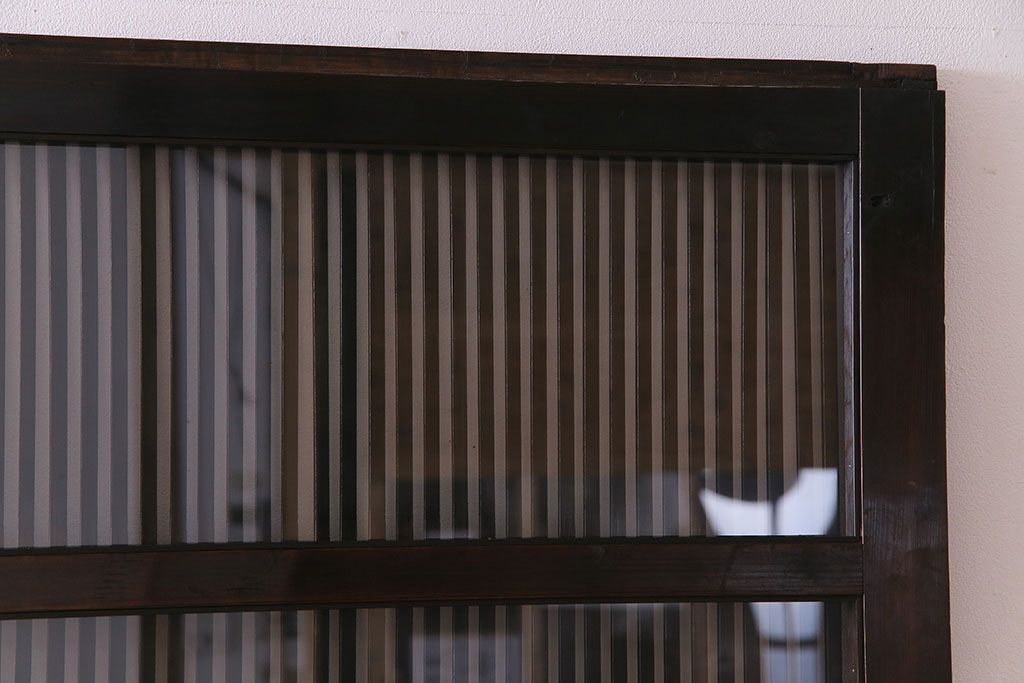 和製アンティーク　艶のある質感と燻された風合いが魅力の格子戸(引き戸、建具)4枚セット