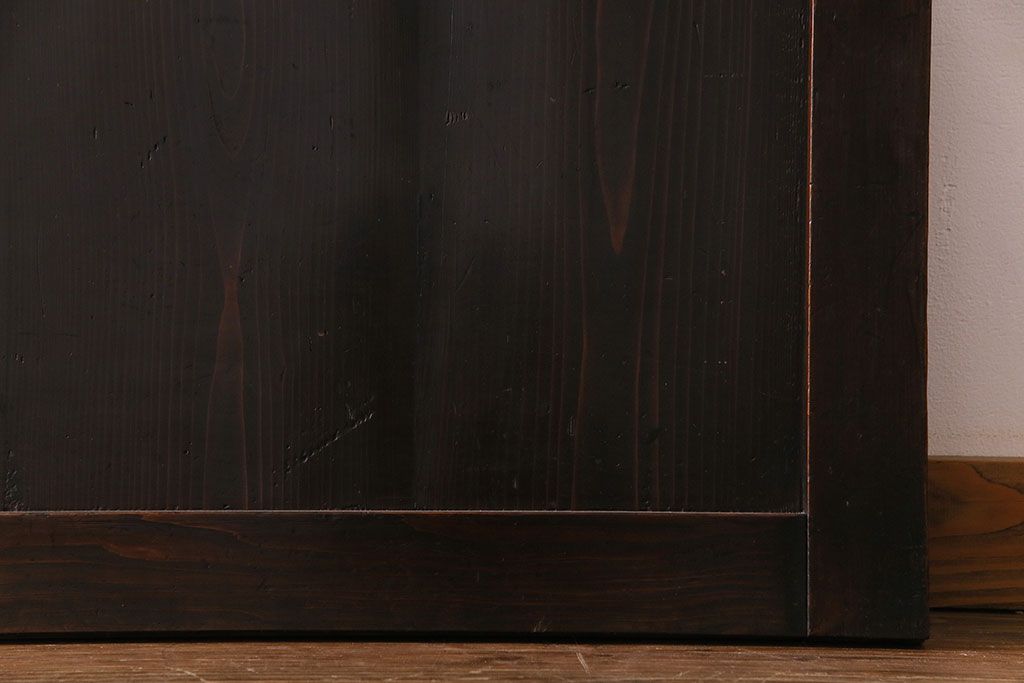 和製アンティーク　艶のある質感と燻された風合いが魅力の格子戸(引き戸、建具)4枚セット