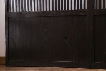 和製アンティーク　古い趣と燻された風合いが味わい深い格子戸(引き戸、建具)4枚セット