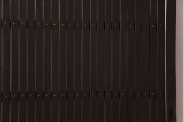 和製アンティーク　和の雰囲気を引き立てるシンプルな平格子戸(引き戸、建具)