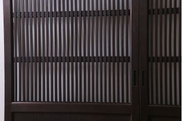 和製アンティーク　和モダンの雰囲気漂う縦桟の美しいガラス入り格子戸(引き戸、仕切り戸、建具)2枚組