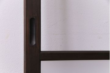 昭和初期　オリジナル花ガラス　古い質感の木材が味わい深い幅広のガラス戸(格子戸、引き戸、建具)2枚組