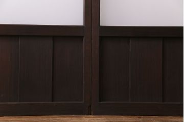 昭和初期　オリジナル花ガラス　古い質感の木材が味わい深い幅広のガラス戸(格子戸、引き戸、建具)2枚組
