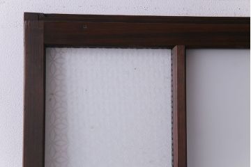 昭和初期　オリジナル花ガラス　古い質感の木材が味わい深い幅広のガラス戸(格子戸、引き戸、建具)2枚組