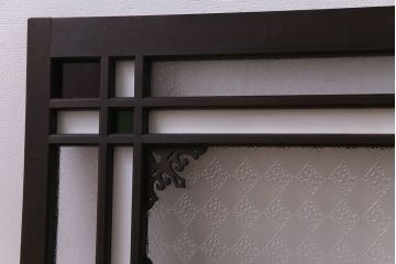 アンティーク雑貨 大正ロマン 4種のガラスが組み込まれたクラシカルな明り取り(明かり取り、欄間)