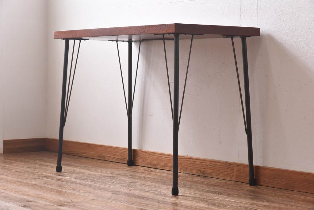 リメイク　ケヤキ材　個性の光る空間づくりにおすすめの鉄脚付き作業台(サイドテーブル、作業台、カフェテーブル)