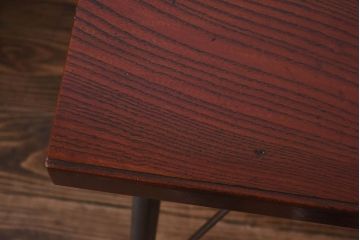 リメイク　ケヤキ材　個性の光る空間づくりにおすすめの鉄脚付き作業台(サイドテーブル、作業台、カフェテーブル)