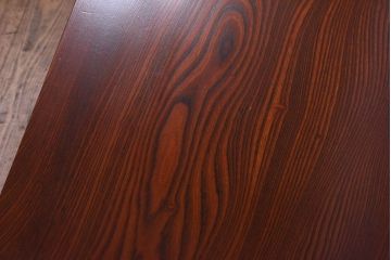 リメイク　ケヤキ材　個性の光る空間づくりにおすすめの鉄脚付き作業台(サイドテーブル、作業台、カフェテーブル)