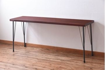 リメイク　ケヤキ材　メンズライクな雰囲気の鉄脚付き作業台(陳列、飾り台、鉄脚テーブル)