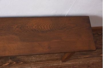 ヴィンテージ家具　イギリスビンテージ　オーク材　シンプルなデザインが格好いい大型ベンチ(長椅子、飾り台)(2)