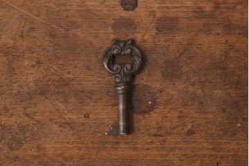 【F様ご成約品】ビンテージ　フランス家具　クラシカルな空間づくりにぴったりのガラスケース(キャビネット、ショーケース)