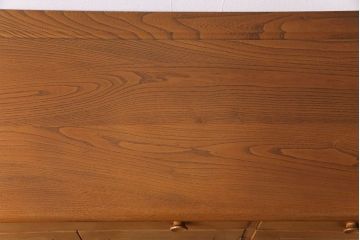 ビンテージ家具　北欧ヴィンテージ　希少品!ERCOL(アーコール)のサイドキャビネット(サイドボード、リビングボード)
