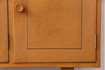 ビンテージ家具　北欧ヴィンテージ　希少品!ERCOL(アーコール)のサイドキャビネット(サイドボード、リビングボード)