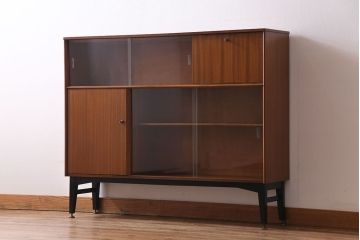 ヴィンテージ家具　北欧ビンテージ　G-PLAN　BBシリーズ　スタイリッシュなデザインが魅力のキャビネット(収納棚)