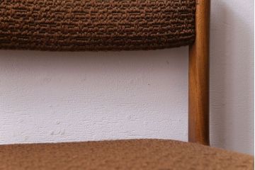 ヴィンテージ家具　北欧ビンテージ　チーク材　フレームの滑らかな質感が魅力のチェア(ダイニングチェア、椅子)(2)