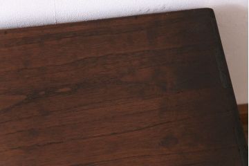 レトロ家具　昭和レトロ　海を思わせる色ガラスが美しい丸窓のローボード(戸棚、収納棚、リビングボード)