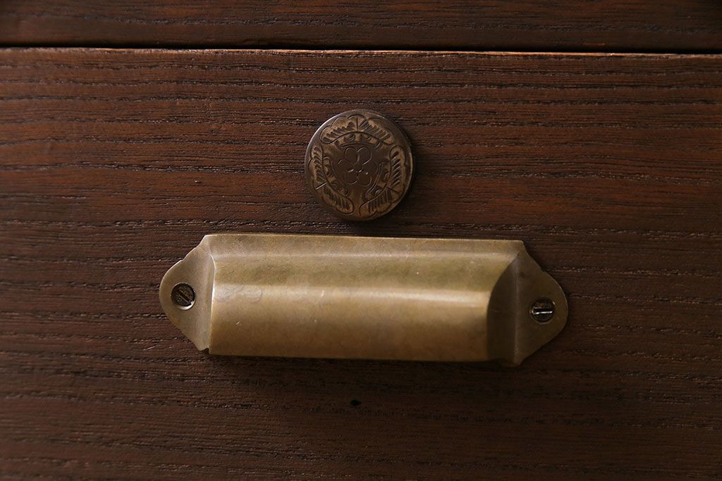 レトロ家具　昭和レトロ　海を思わせる色ガラスが美しい丸窓のローボード(戸棚、収納棚、リビングボード)