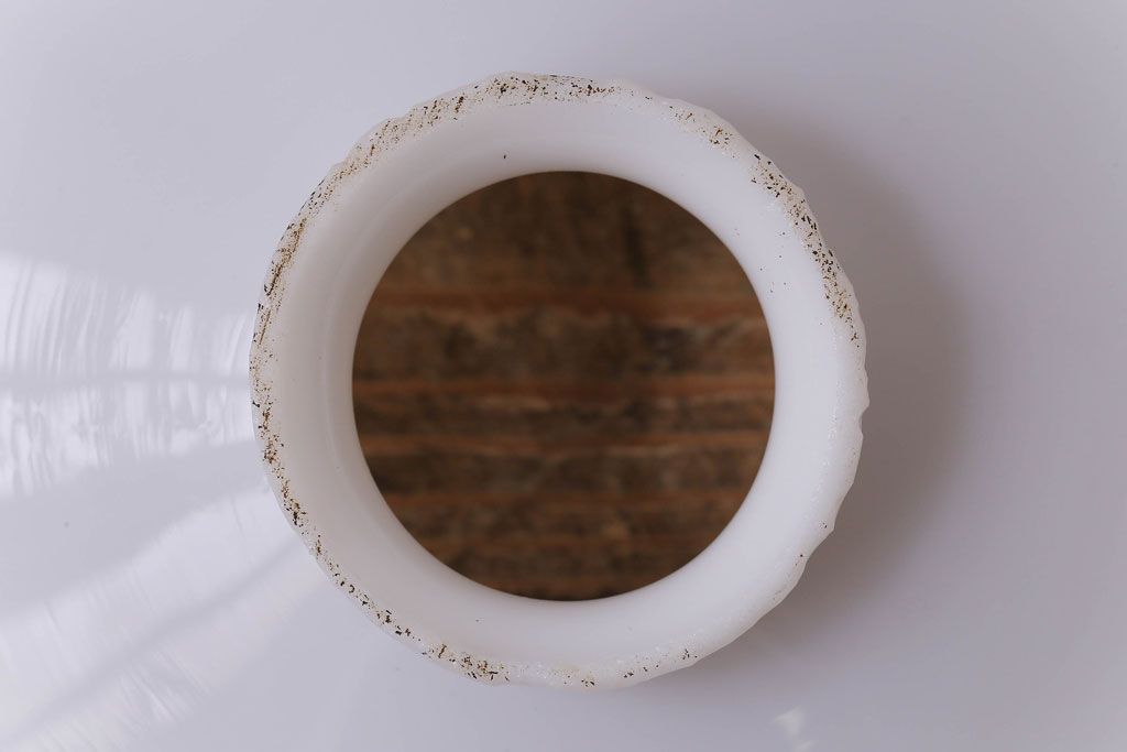 昭和レトロ　昔懐かしいシンプルな平笠シェード(吊り下げ照明、天井照明、ペンダントライト)