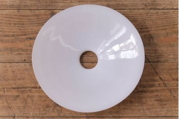 昭和レトロ　昔懐かしいシンプルな平笠シェード(吊り下げ照明、天井照明、ペンダントライト)