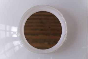 大正昭和初期　レトロで爽やかな乳白地青色千段巻笠(フリルシェード、電笠、天井照明)