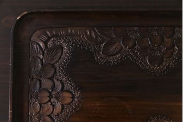 アンティーク雑貨　中古　伝統工芸軽井沢彫り　桜の彫りが美しいトレー(長角盆)
