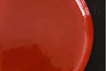 和製アンティーク　会津漆器　朱赤の漆塗りが美しい高台付き丸盆(丸膳)