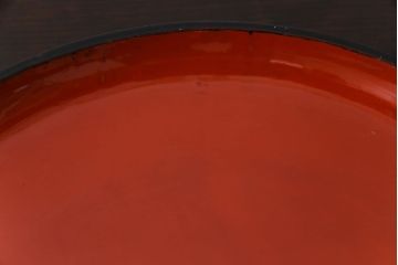 和製アンティーク　会津漆器　朱赤の漆塗りが美しい高台付き丸盆(丸膳)