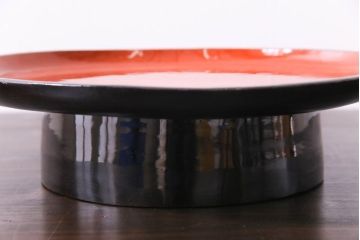 和製アンティーク　会津漆器　朱赤の漆塗りが美しい高台付き丸盆(丸膳)(1)