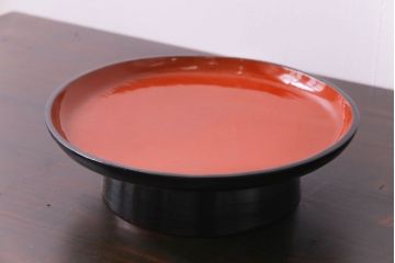 和製アンティーク　会津漆器　和の風情溢れる食卓におすすめの高台付き丸盆(丸膳)(1)