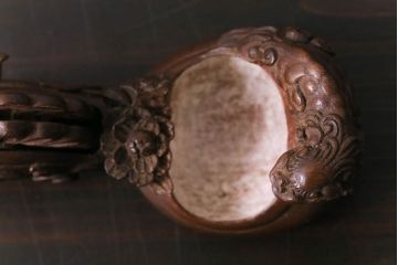 アンティーク雑貨　古民具・骨董　和製アンティーク　繊細な獅子彫刻が施された墨壺