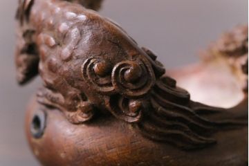 アンティーク雑貨　古民具・骨董　和製アンティーク　繊細な獅子彫刻が施された墨壺