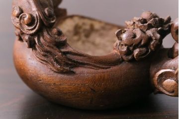 アンティーク雑貨　古民具・骨董　和製アンティーク　繊細な獅子彫刻が施された墨壺