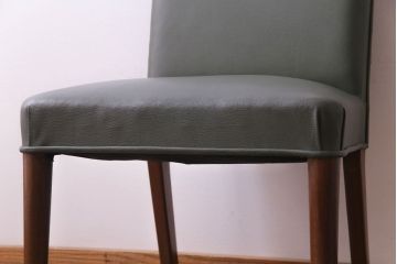 ビンテージ家具　イギリスヴィンテージ　チーク材　大人の空間に似合うシックなダイニングチェア(ワークチェア、イス)