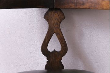 ヴィンテージ家具　イギリスビンテージ　ビーチ(ブナ)材　レトロな佇まいが魅力的なチャイルドチェア(キッズチェア、子供イス、回転式椅子)