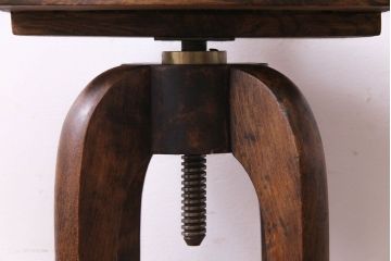 ヴィンテージ家具　イギリスビンテージ　ビーチ(ブナ)材　レトロな佇まいが魅力的なチャイルドチェア(キッズチェア、子供イス、回転式椅子)