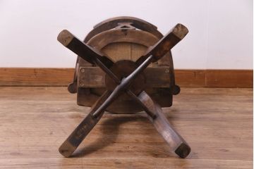 ヴィンテージ家具　イギリスビンテージ　ビーチ(ブナ)材　レトロな佇まいが魅力的なチャイルドチェア(キッズチェア、子供イス、回転式椅子)