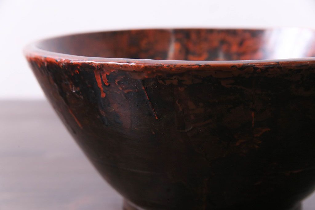 アンティーク雑貨　昭和期　民芸品　漆塗り　漆桶のような独特の趣きが魅力の菓子鉢(深皿、ボール)