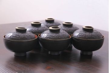 和製アンティーク　鉄錆蒔絵　赤富士の図　和モダンな蓋付椀(漆器)6客セット